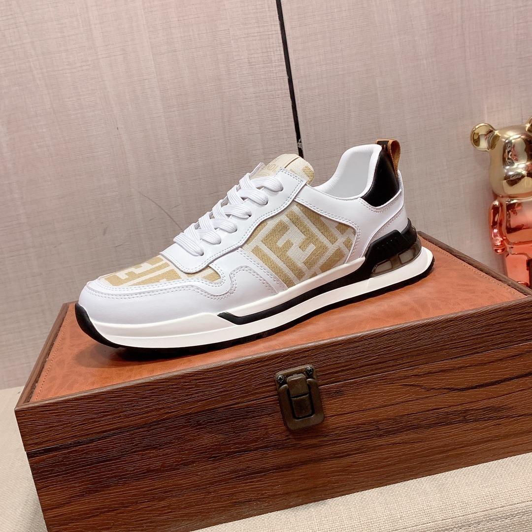 FENDI CASUAL SNEAKERS