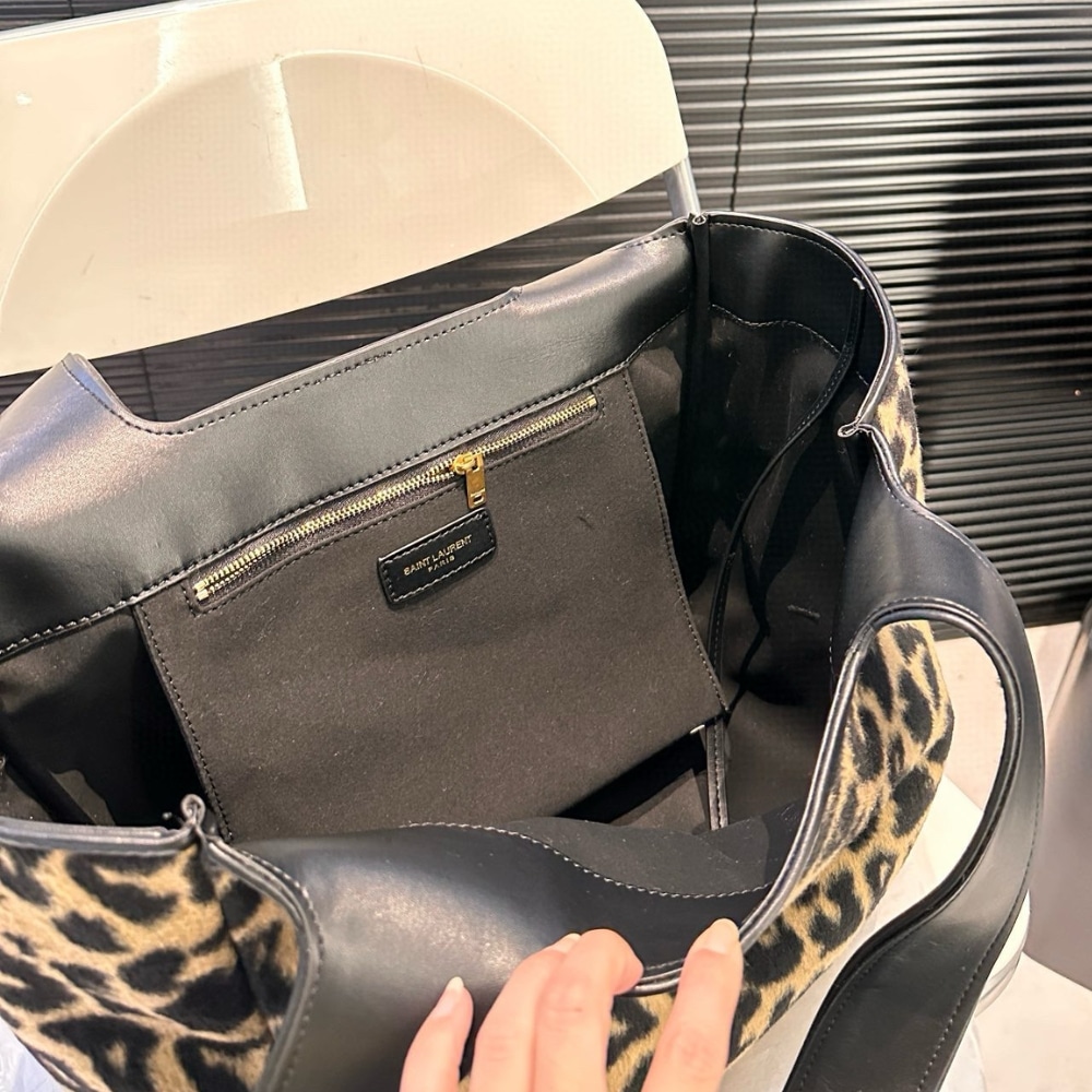 Saint Laurent Le 5 À 7 Bea In Pony Hair Leather Leopard 31Cm 763435Aad0N2063