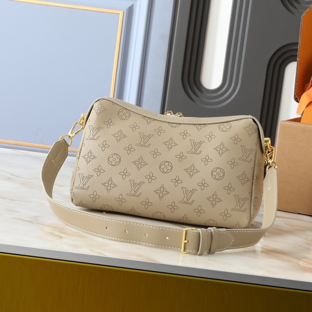 Louis Vuitton Hand It All PM Dark Beige 29cm M25904