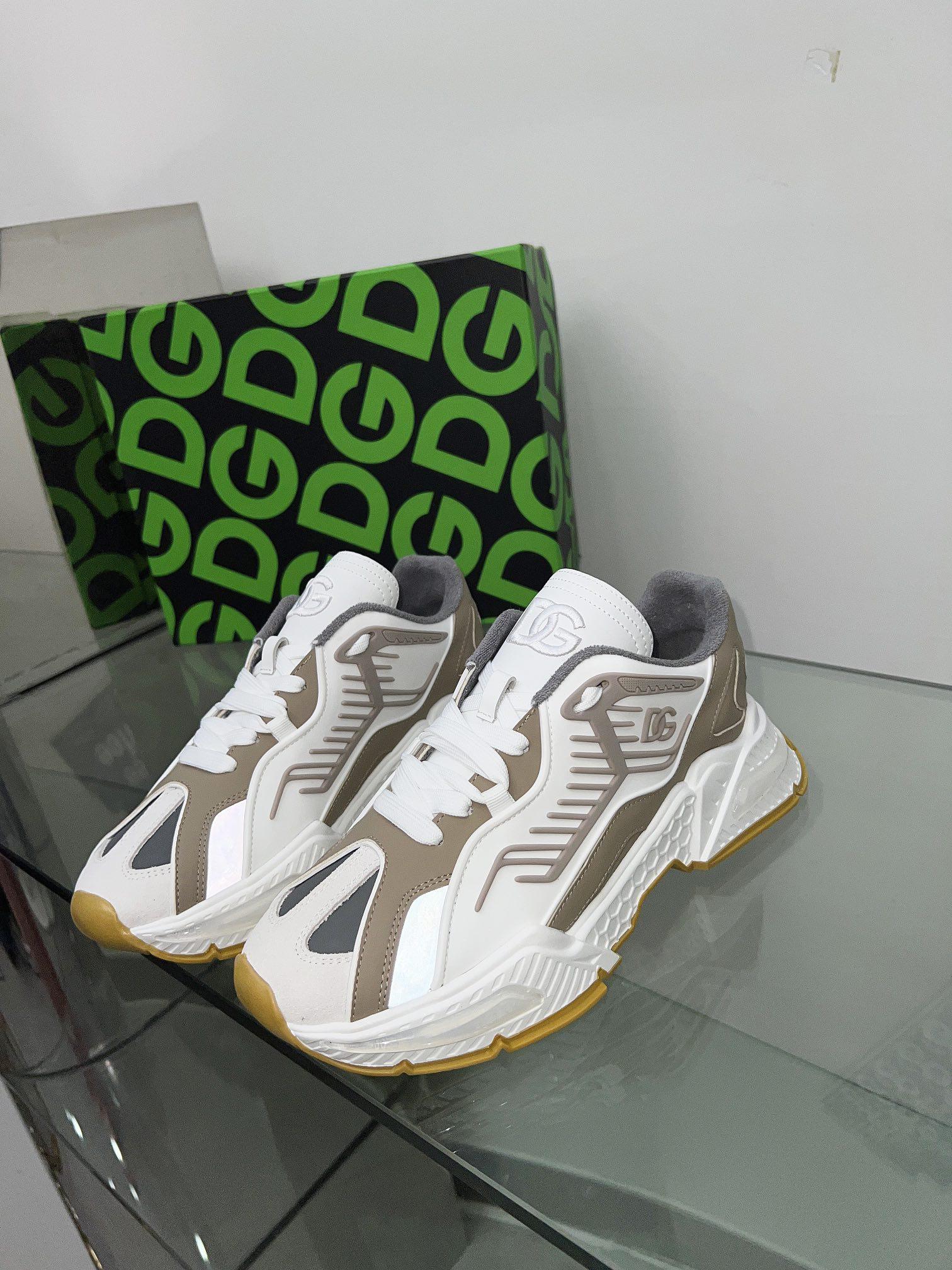 DOLCE & GABBANA MIXED-MATERIAL AIRMASTER SNEAKERS