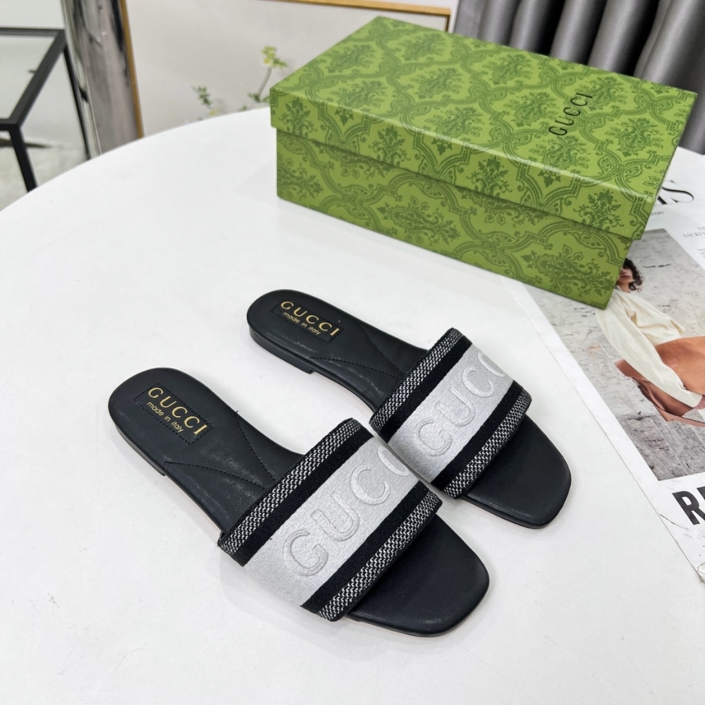 Gucci Women Slide Sandal With Web Black And White 817564 Faecg 8843