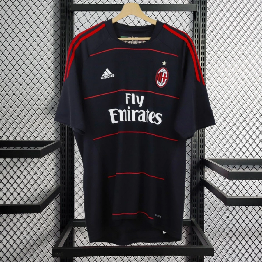 Retro 2010-11 AC Milan Away IBRAHIMOVIC ZAMBROTTA KAKA MALDINI RONALDINHO BECKHAM PIRLO Football jersey retro