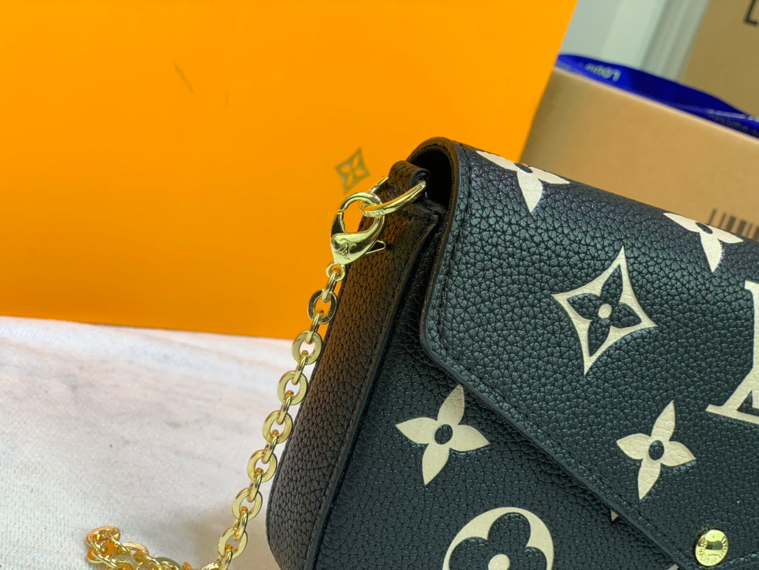 Louis Vuitton F Licie Pochette 22.5in/8.9in
