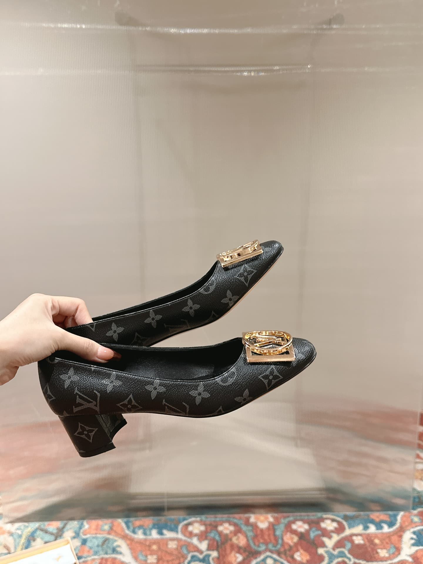 Louis Vuitton Madeleine Pumps Monogram Black