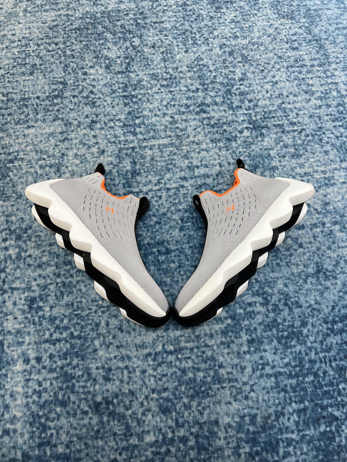 HERMES ECLAIR SNEAKER LIGHT GREY