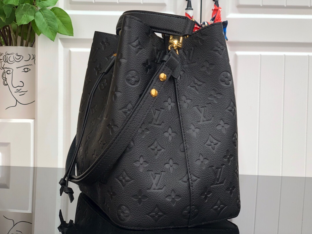 Louis Vuitton N Ono  Mm Bucket 26Cm Black M45256