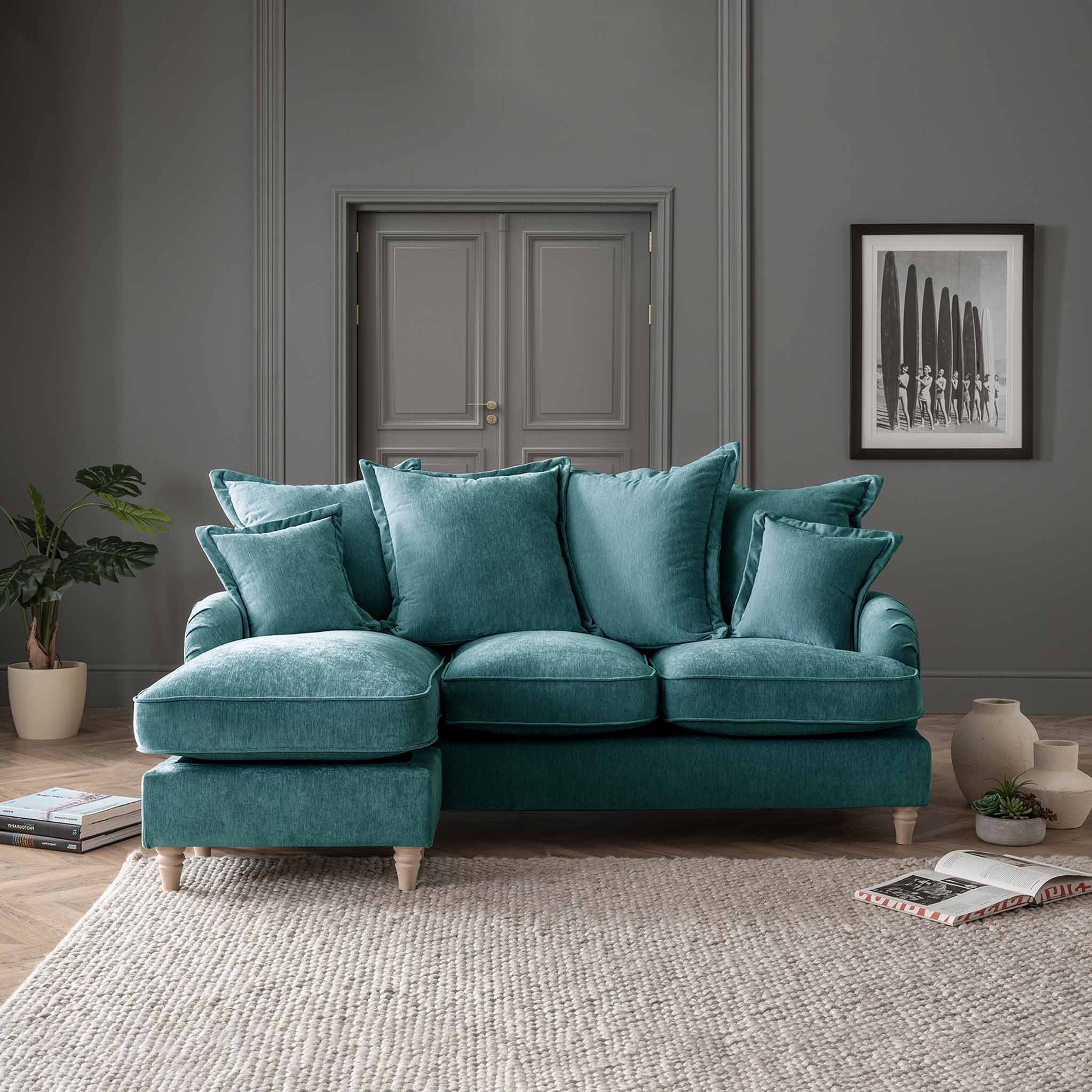 PILLOW BACK CHAISE SET