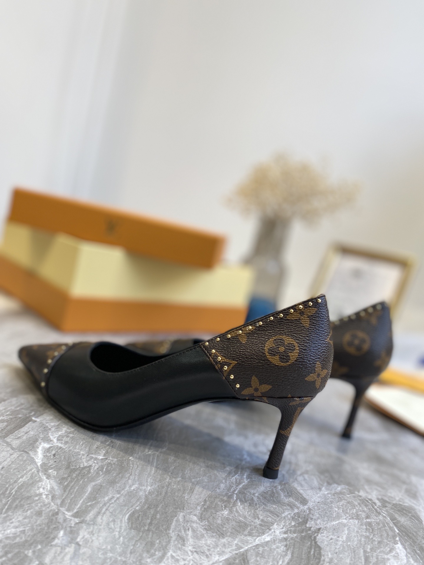 Louis Vuitton Cherie Pump 1A8N7F