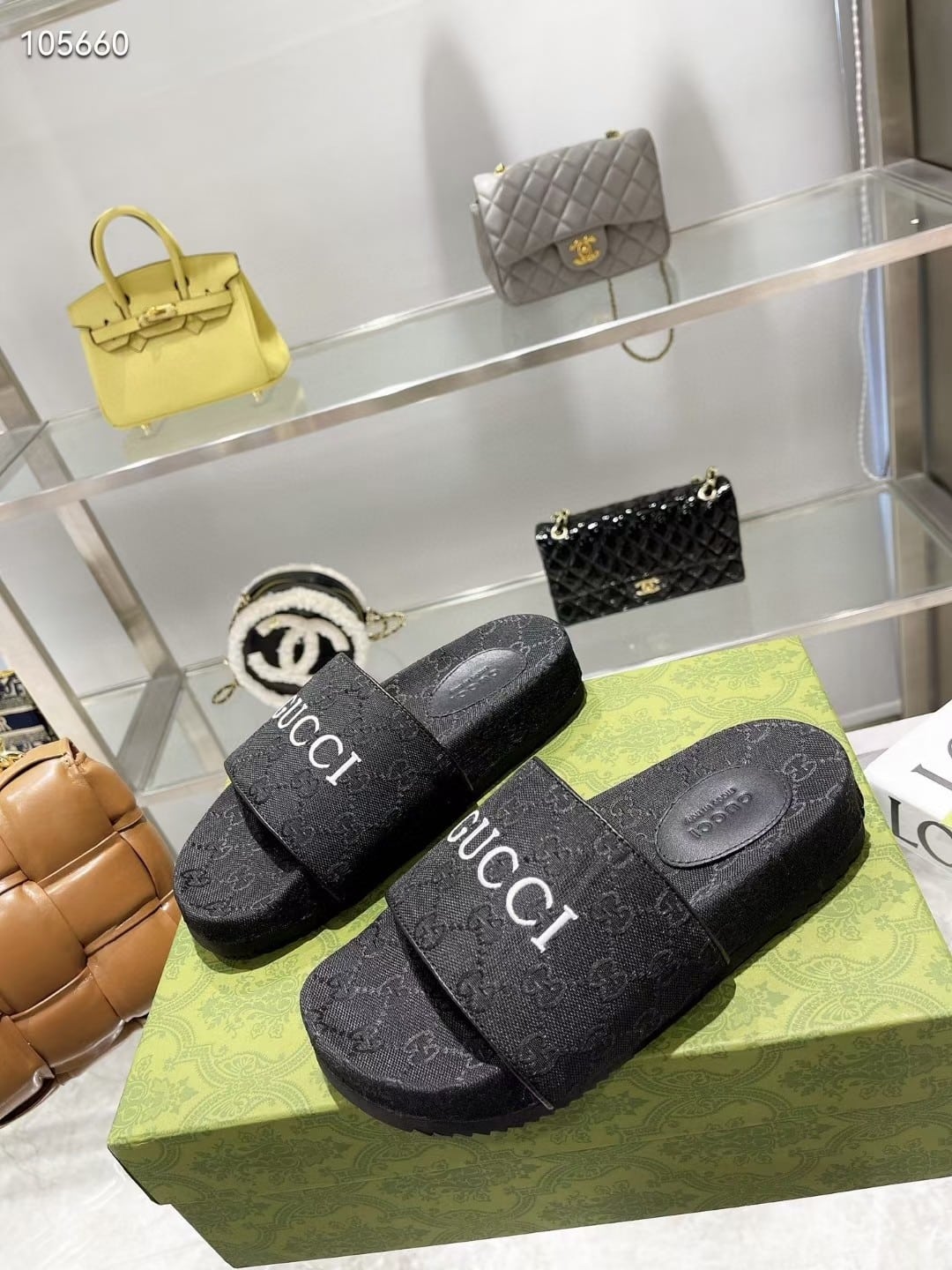 Gucci Women’S Gg Canvas Slide Sandal Black