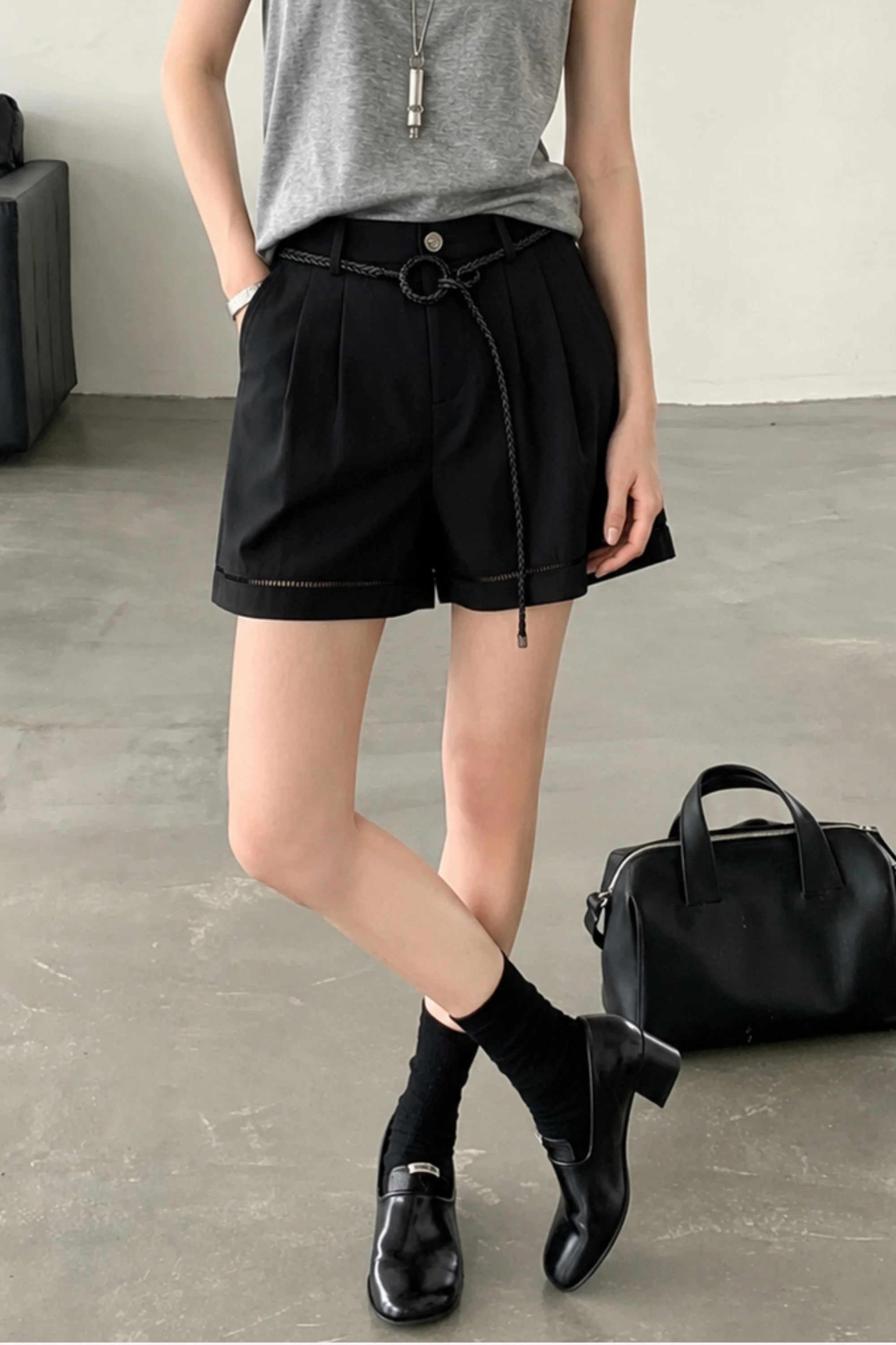Noir Cuffed Cargo Shorts