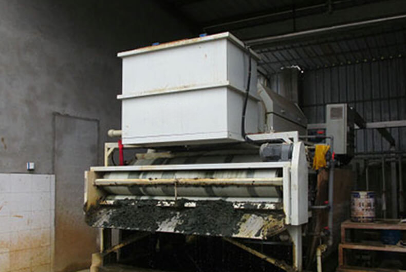 Printing and dyeing wastewater treatment in China