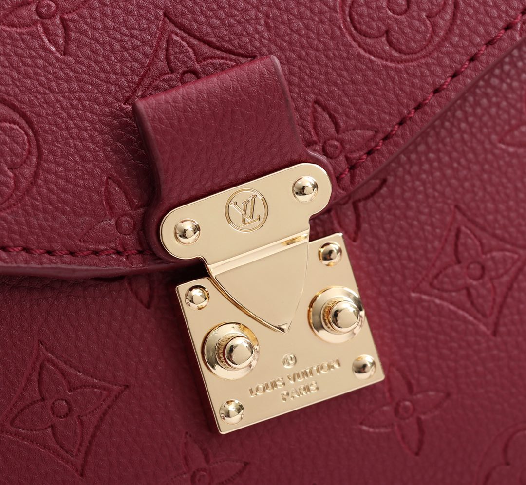 Louis Vuitton Pochette Metis Cherry Berry 25Cm
