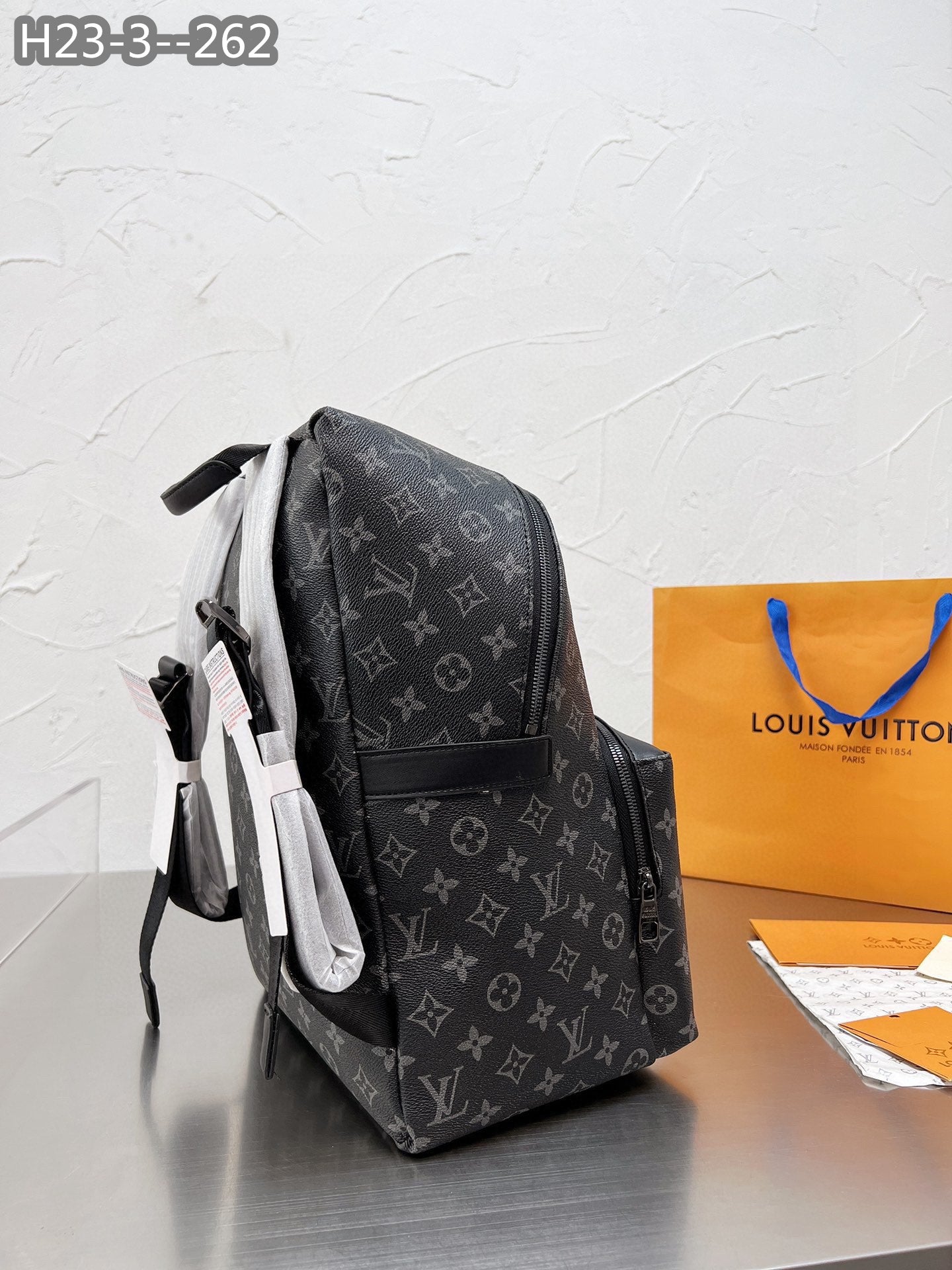 Louis Vuitton Discovery Backpack Monogram Eclipse Pm Black 37Cm M43186