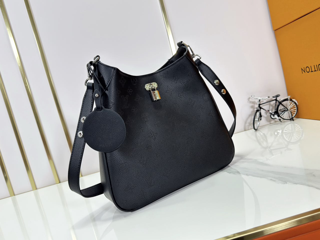 Louis Vuitton All Around PM Black 25cm M28306