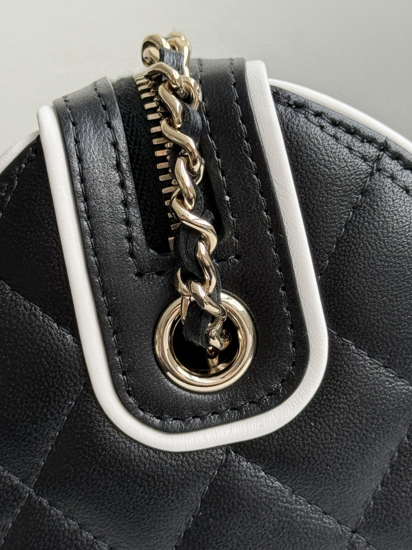 Chanel Spring Summer 2025 Pre-collection Clutch With Chain Lambskin Black 18.5cm/ 7.3inches