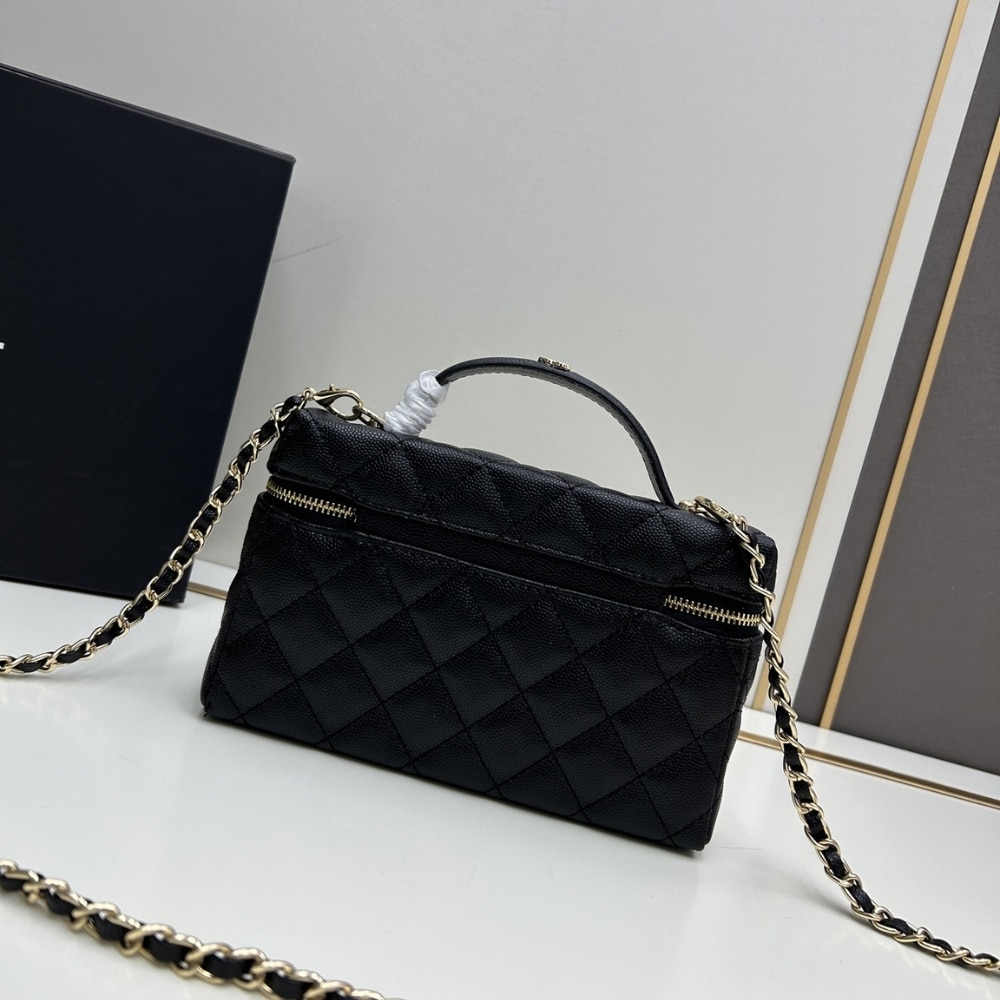 Chanel 25C Vanity With Chain Gold Hardware Black 19Cm