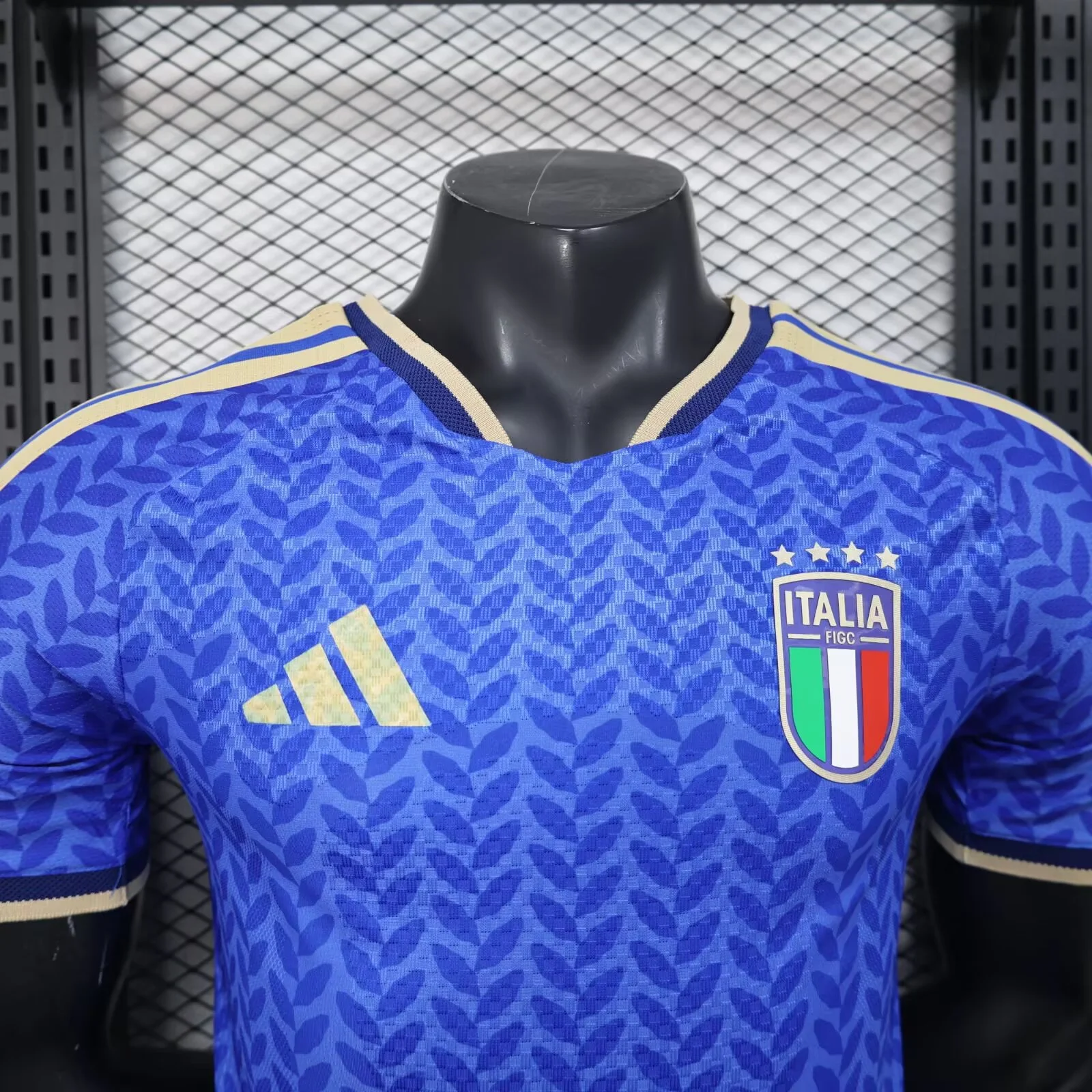 2026 World Cup Italy home football jersey/player version