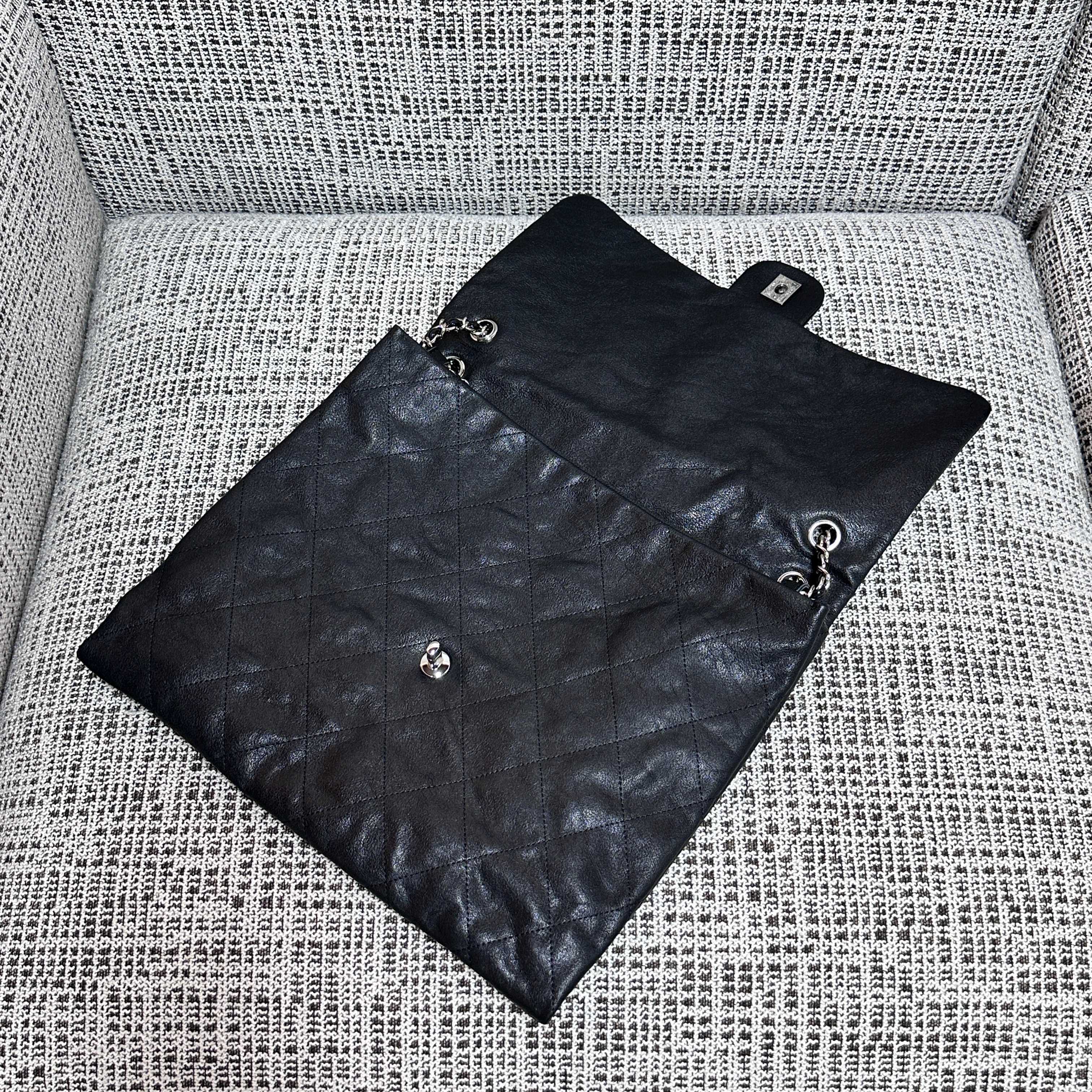 Vintage Black Quilted Lambskin & Patent Calfskin Hobo Shoulder Bag with Silver-Tone CC Turn-Lock & Chain Strap