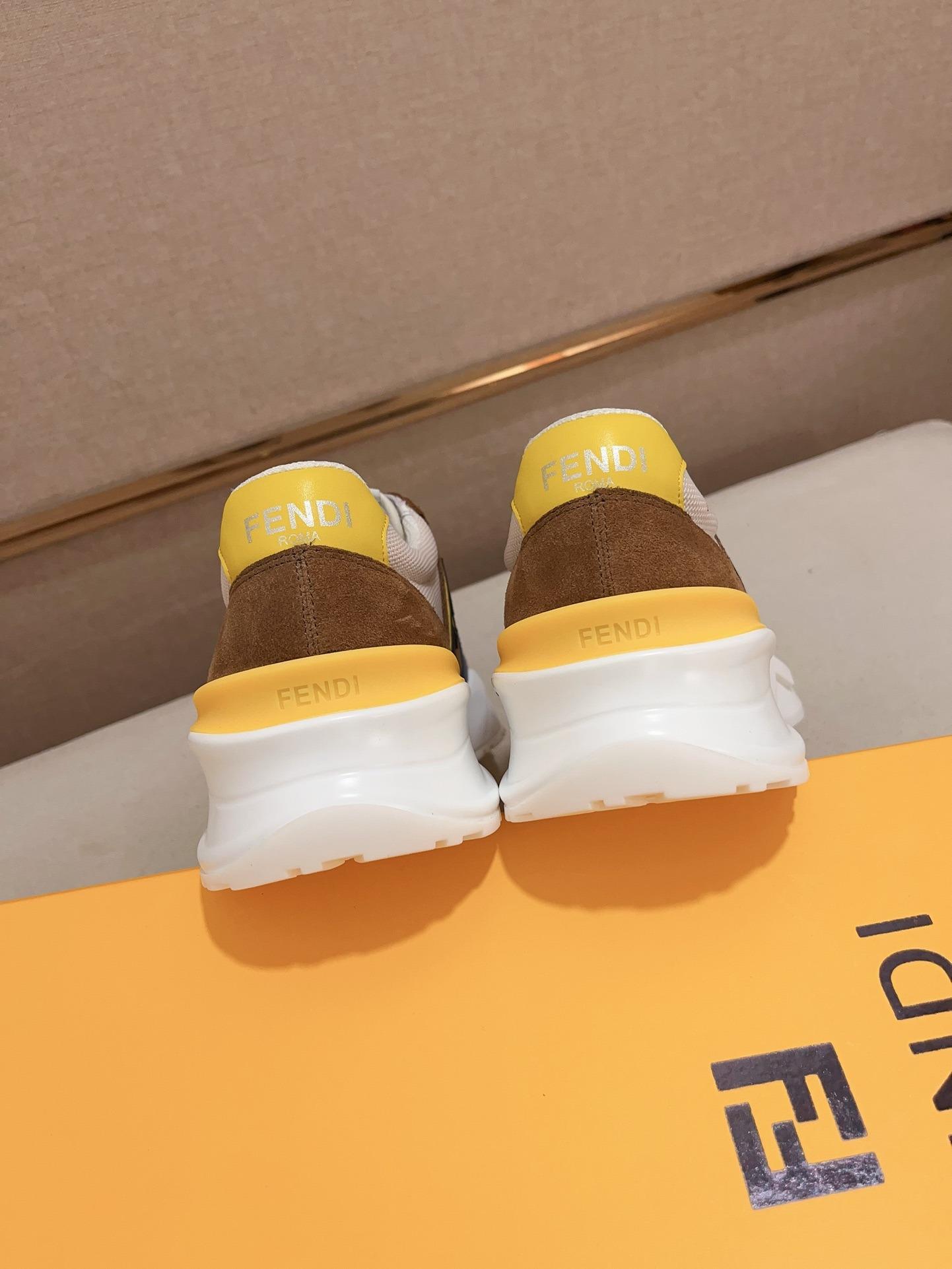 FENDI CASUAL SNEAKERS