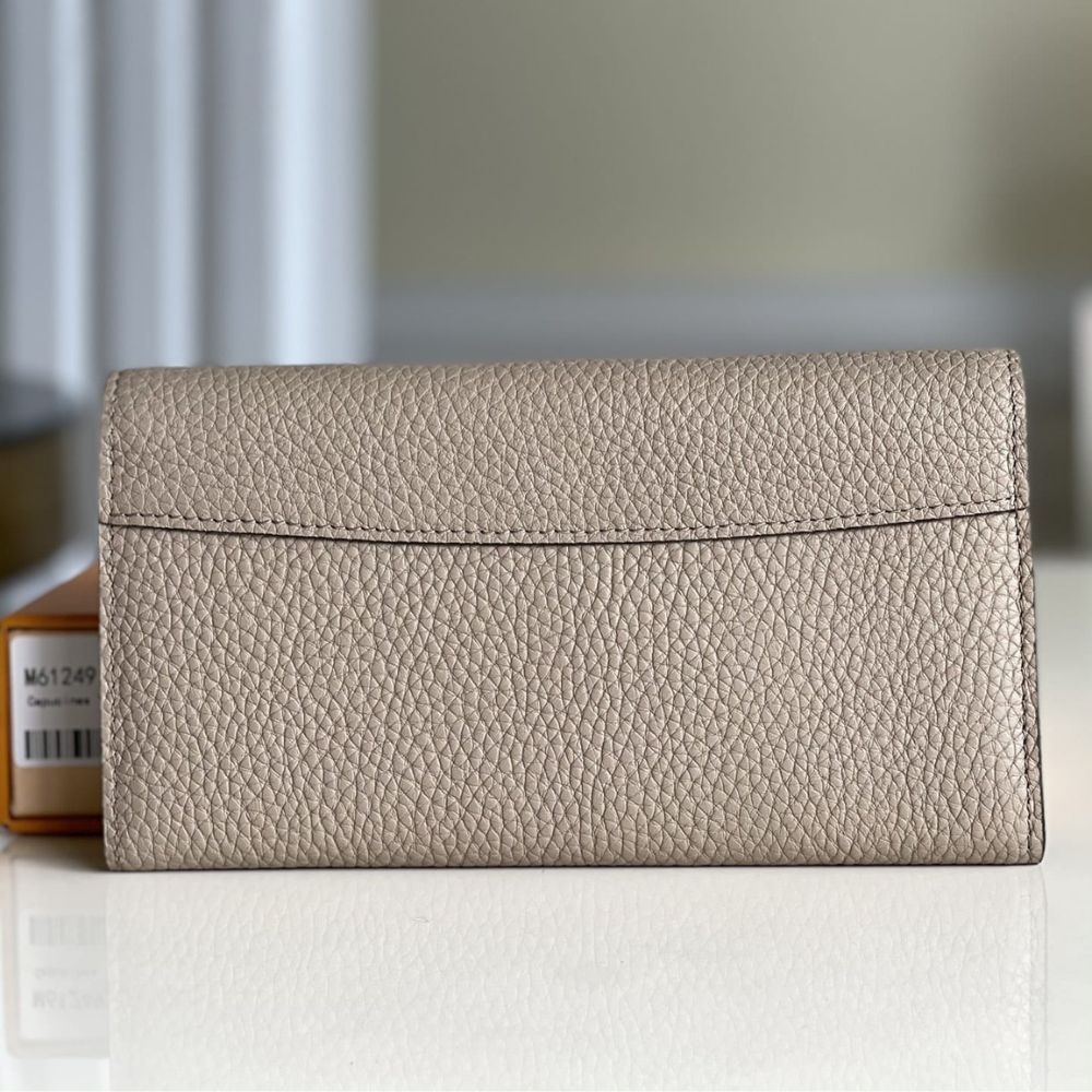 Louis Vuitton Capucines Wallet Galet M61248