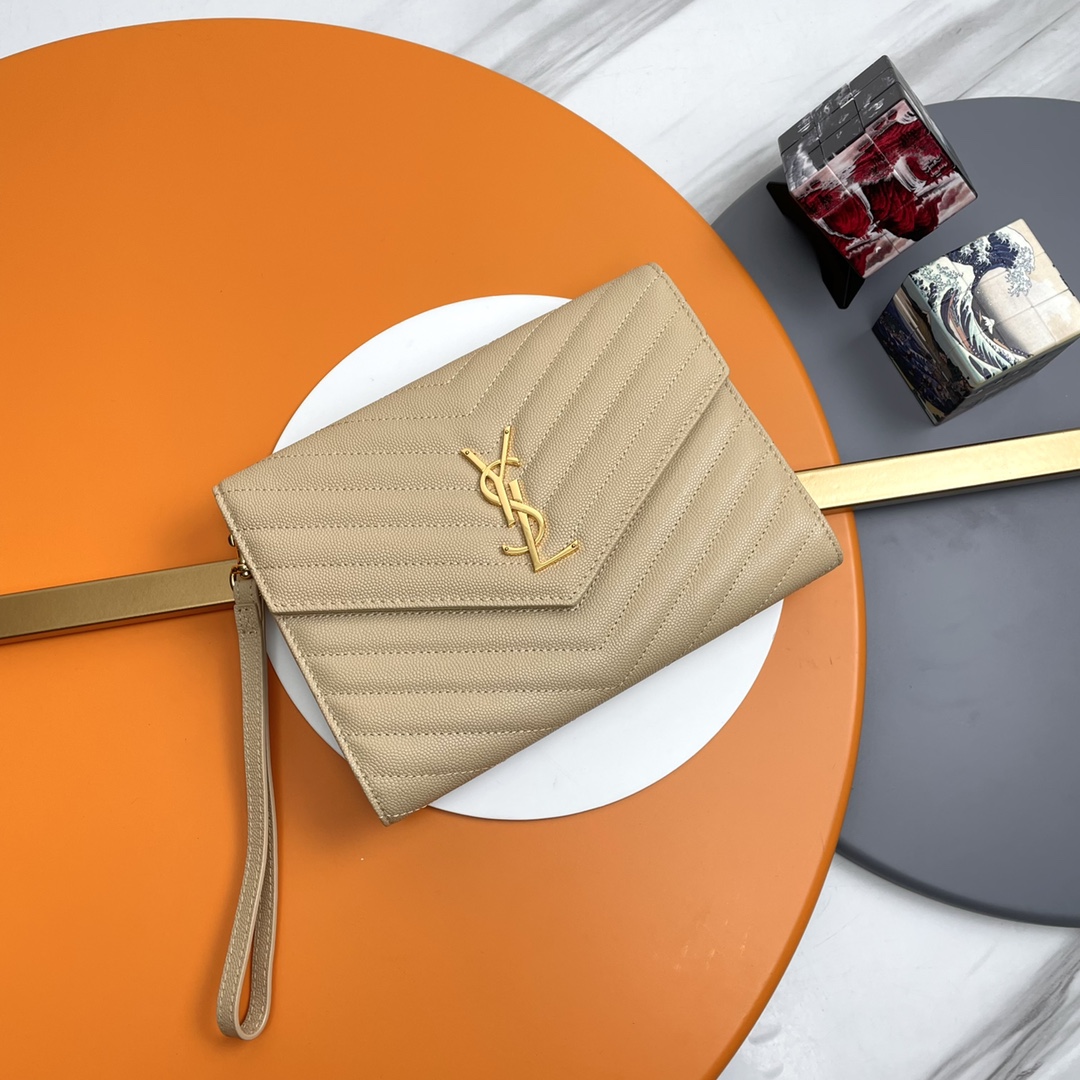 CASSANDRE MATELASSÉ FLAP POUCH -DARK BEIGE