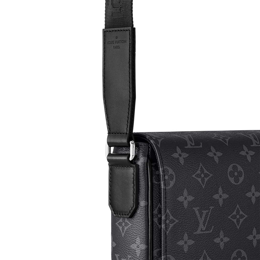 Louis Vuitton District Pm Bag Monogram Black 26Cm M46255 For Men