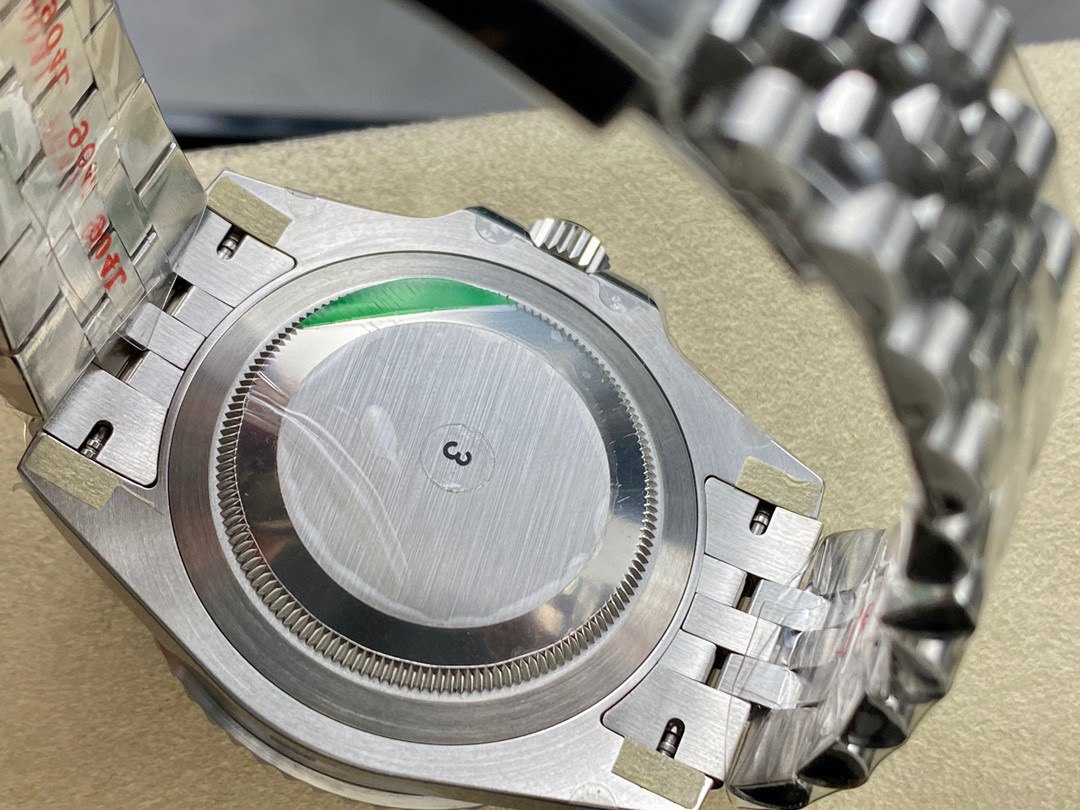 Rolex GMT-Master II 126710GRNR “Bruce Wayne” Jubilee 2024