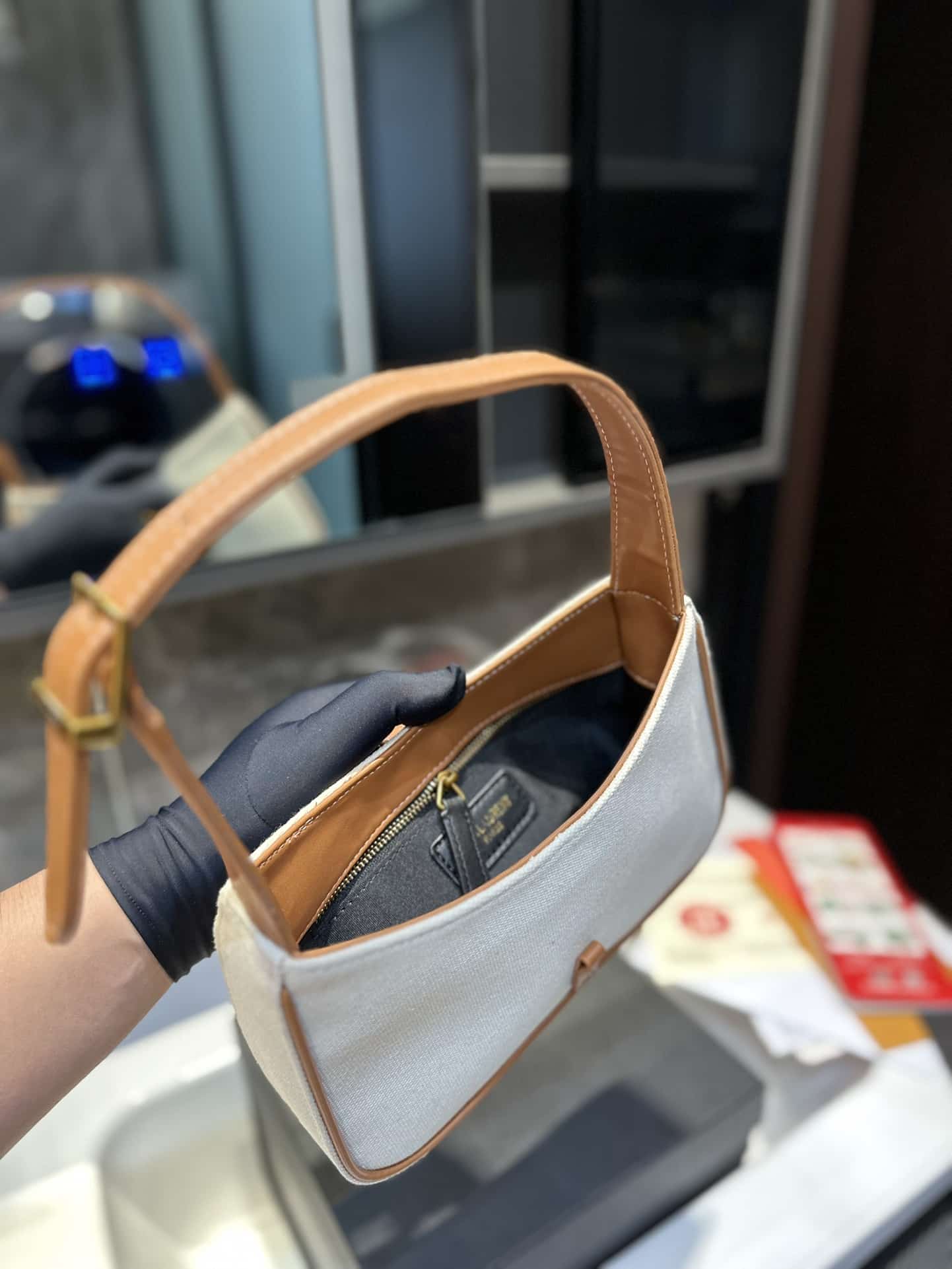 Saint Laurent Le 5 A 7 Linen Canvas Hobo Bag White And Brown 25Cm