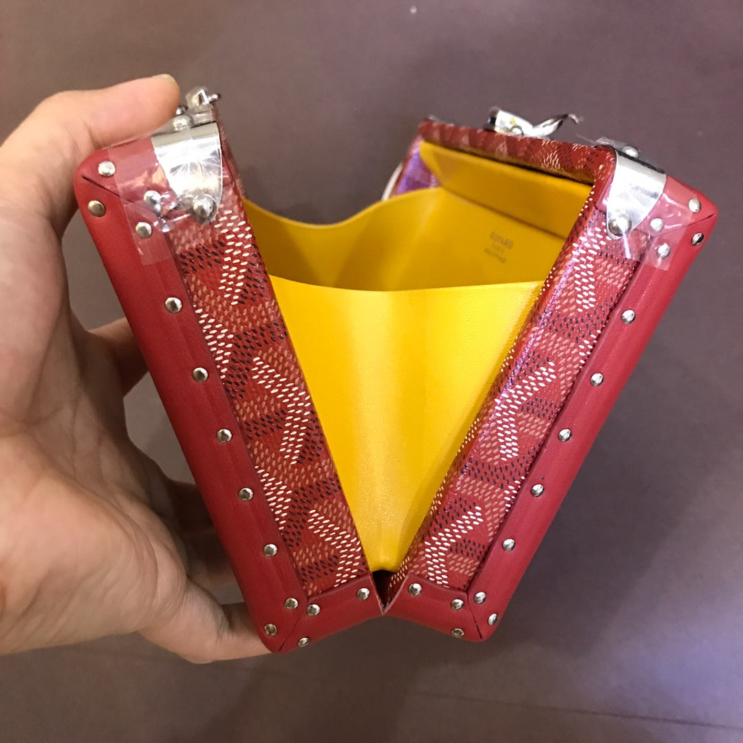 Goyard Minaudiere Trunk Bag 17Cm Red Canvas