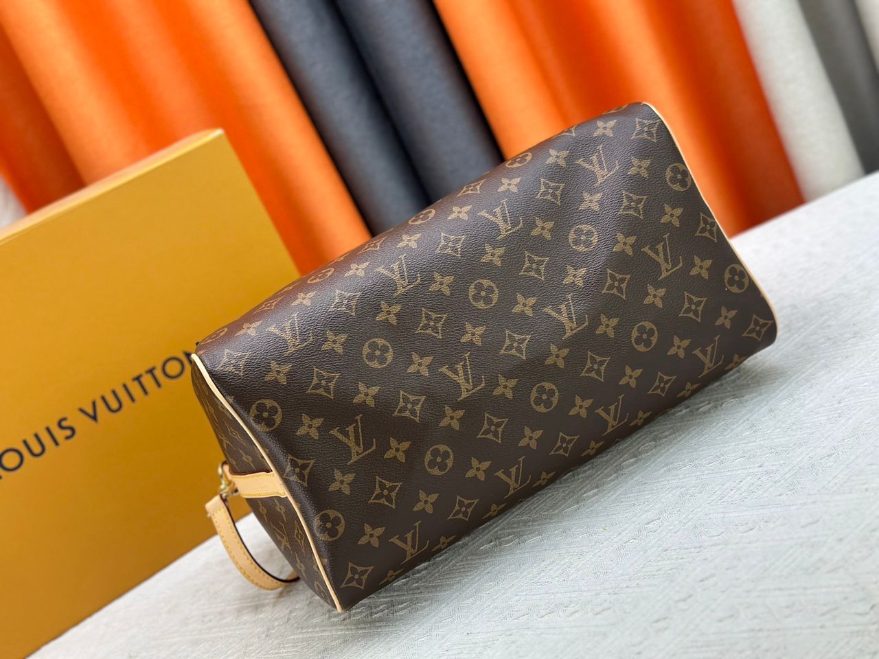 Louis Vuitton Speedy Bandouliere 35 Monogram Canvas 35cm