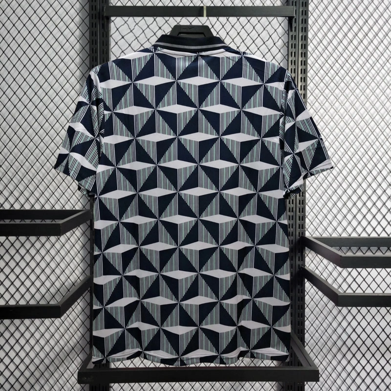 retro 1990-93 Northern Ireland Away football jersey retro