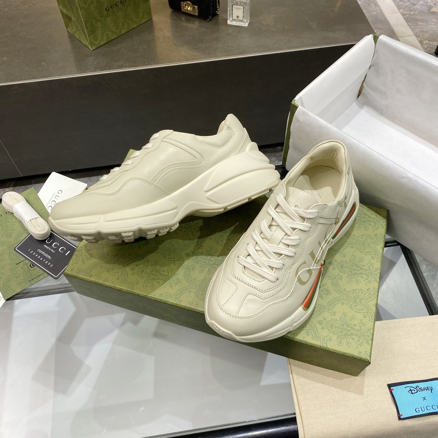 Gucci Women’S Rhyton Gucci Logo Leather Sneaker 528892 Drw00 9522