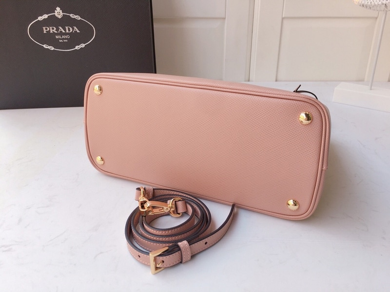 Prada Large Galleria Saffiano Leather Bag In Cameo