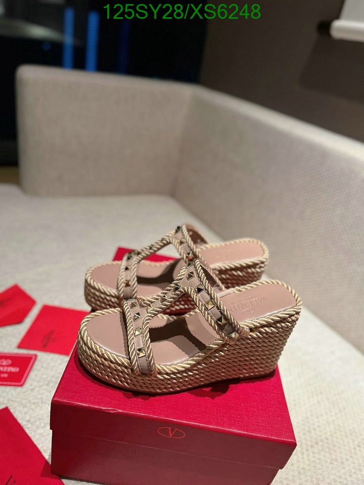Valentino Garavani Rockstud Leather Wedge Sandals Beige