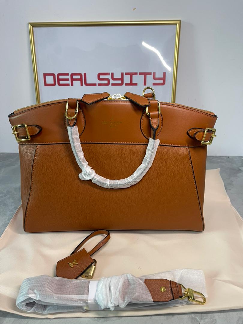 Louis Vuitton Lock It Vendôme Mm High End Leather Brown 36cm M22925