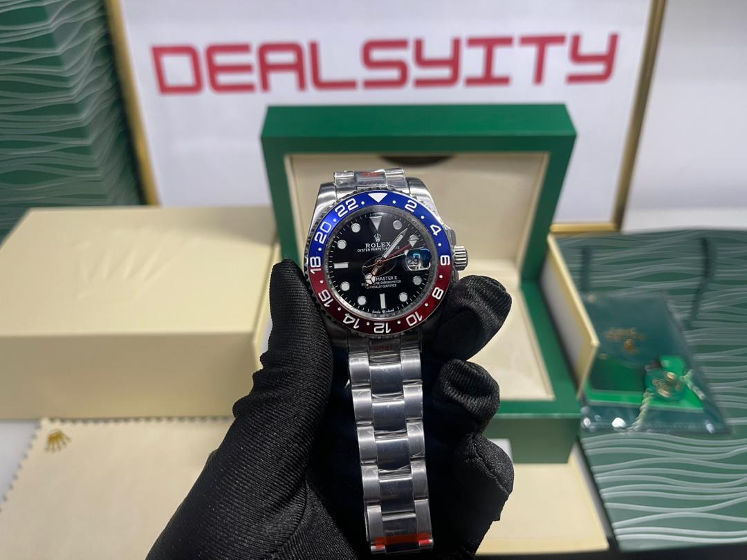 Rolex GMT-Master II 40mm 126710BLRO “Pepsi” Oyster