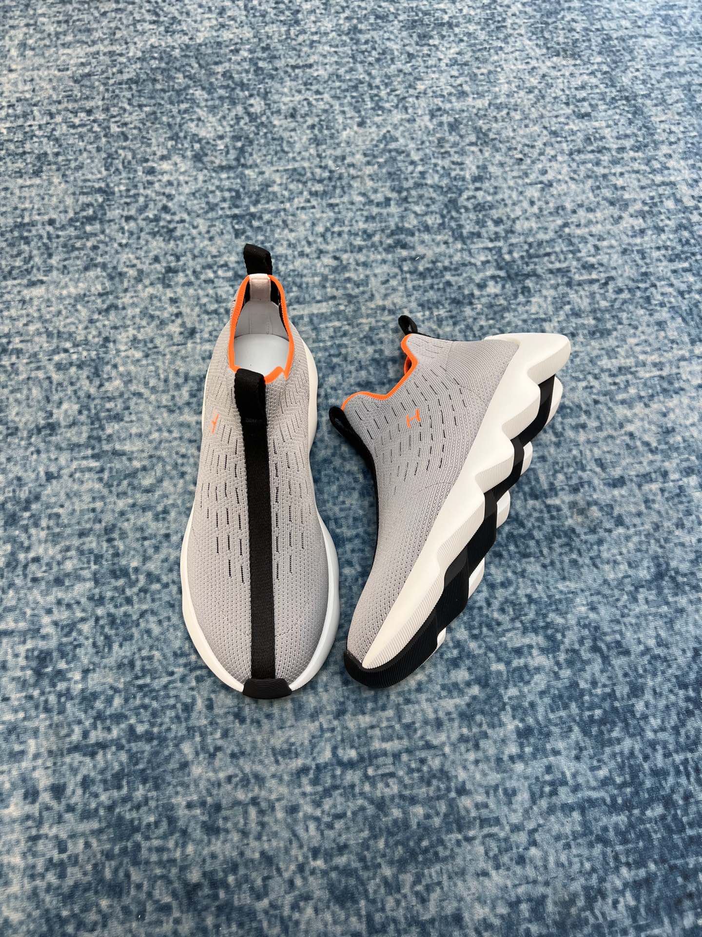 HERMES ECLAIR SNEAKER LIGHT GREY