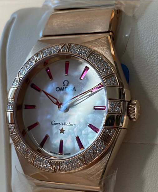 Omega Constellation Ladies' Selection 28mm Sedna™ gold on Sedna™ gold 131.55.28.60.55.004