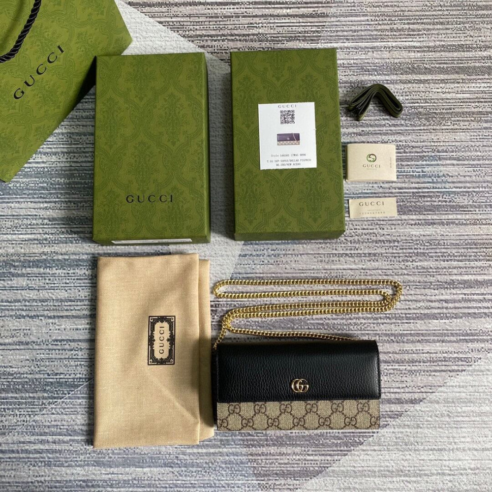 Gucci GG Marmont Chain Wallet