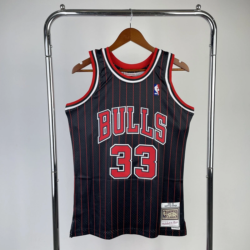 1995-96 NBA Chicago Bulls 33 PIPPEN Black  Basketball Jersey