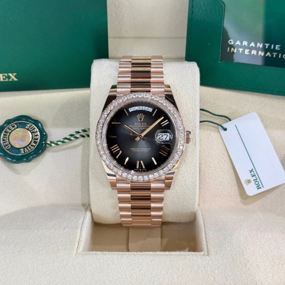 【Super Clone】RLX  Day-Date 40mm Slate Ombré Dial and Diamond Bezel 228345rbr-0025