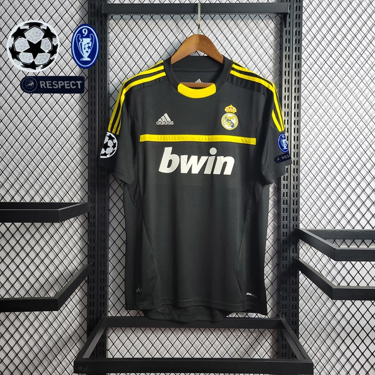 Retro 2011-12 Goalkeeper Real Madrid Goalkeeper  I. Casillas #1 Football jersey retro