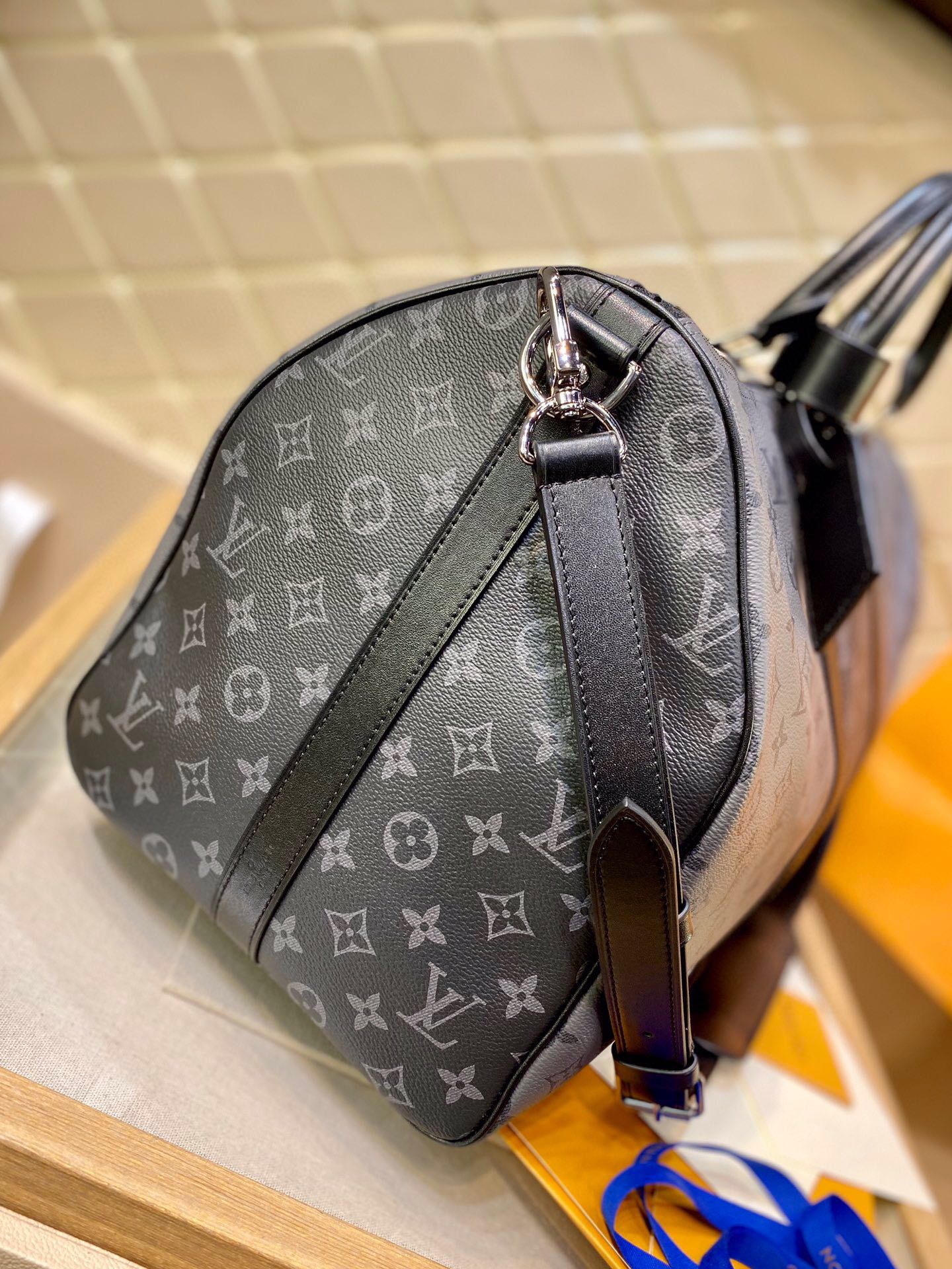 Louis Vuitton Keepall Bandouliere Monogram Eclipse Reverse 50 Gray 50cm M45392