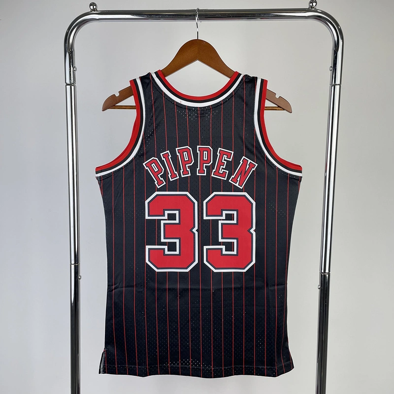 1995-96 NBA Chicago Bulls 33 PIPPEN Black  Basketball Jersey