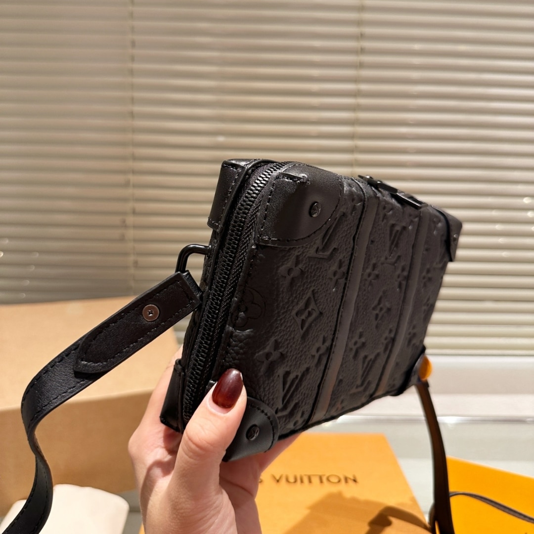 Louis Vuitton Soft Trunk Wallet Monogram Taurillon Leather Black 23Cm M80224