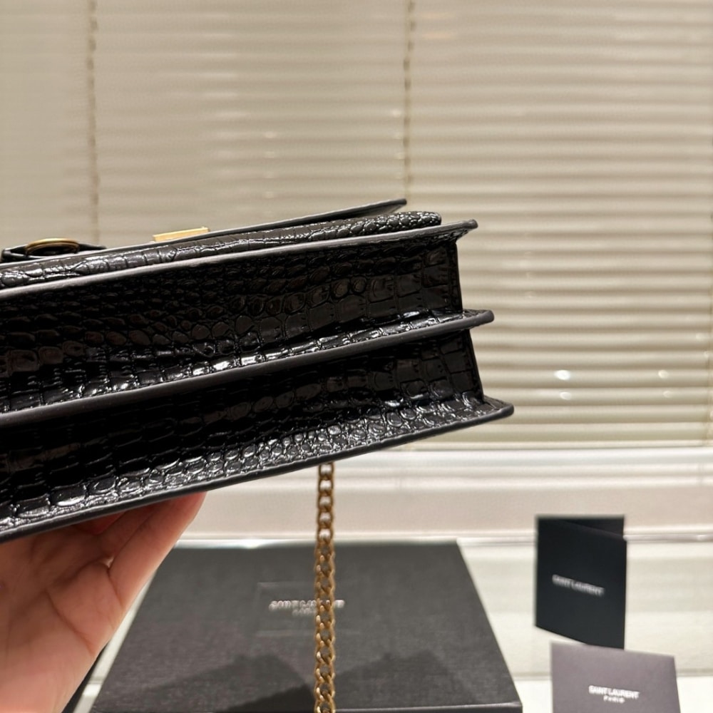 Saint Laurent Sunset Medium In Crocodile Embossed Leather Black 22Cm
