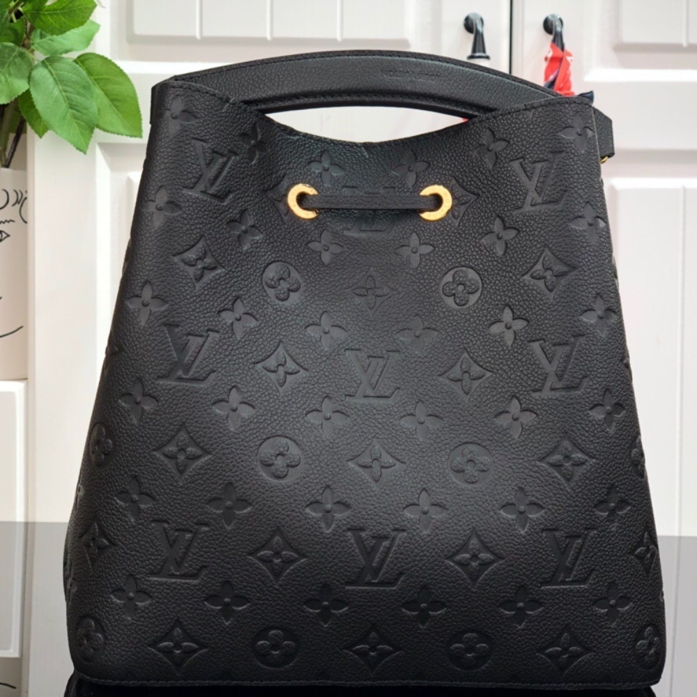 Louis Vuitton Néonoé MM Bucket Black 26Cm M45256
