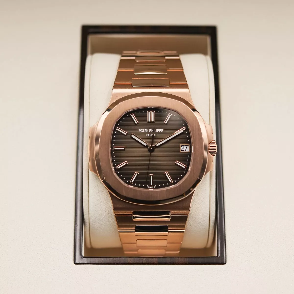 Patek Philippe Nautilus Rose Gold 5711-1R-001 with Light/Dark Brown Gradated dial