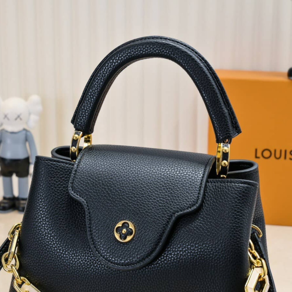 Louis Vuitton Capucines BB Black 27Cm
