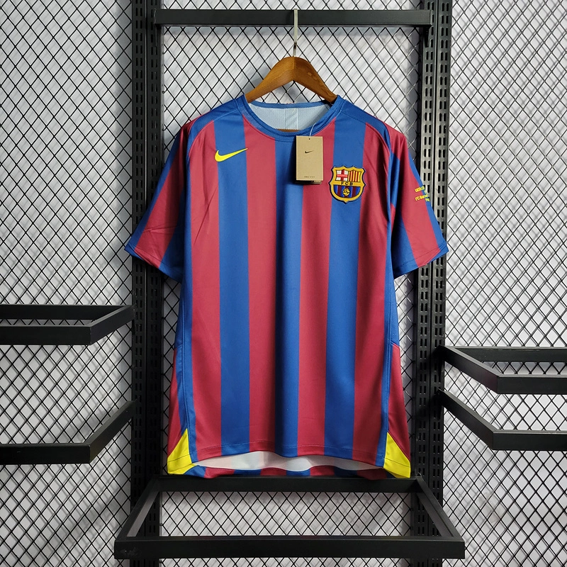 Retro 2005-06 UCL FC Barcelona home XAVI MESSI RONALDINHO Football jersey retro
